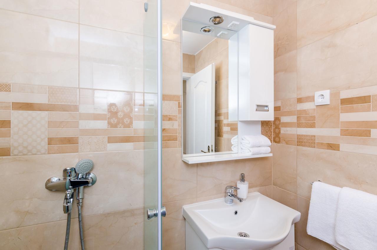 Baza Guest house